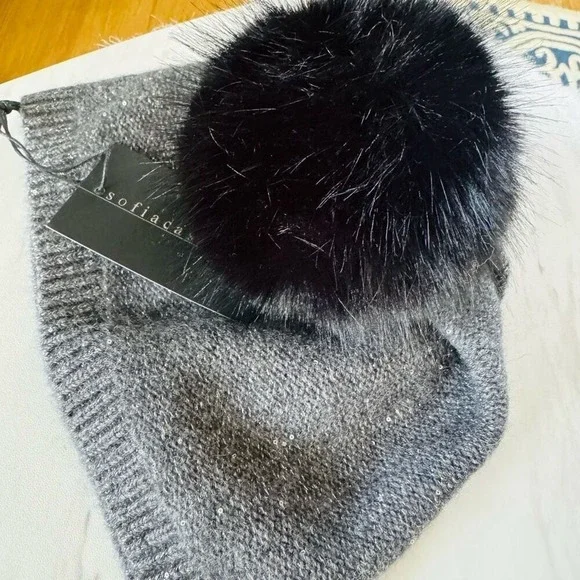 Sofia Cashmere‎ Sequin 100% Cashmere Beanie with Faux Fur Pompom Gray/Black, NWT - Picture 13 of 14